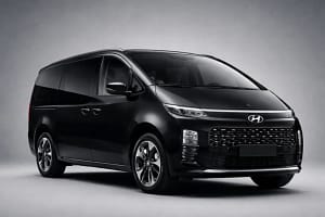 Hyundai Staria van chauffeur privé Paris spacieux groupe